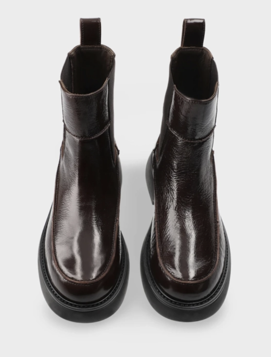 COPENHAGEN_Studios CPH759 patent leather chocolate