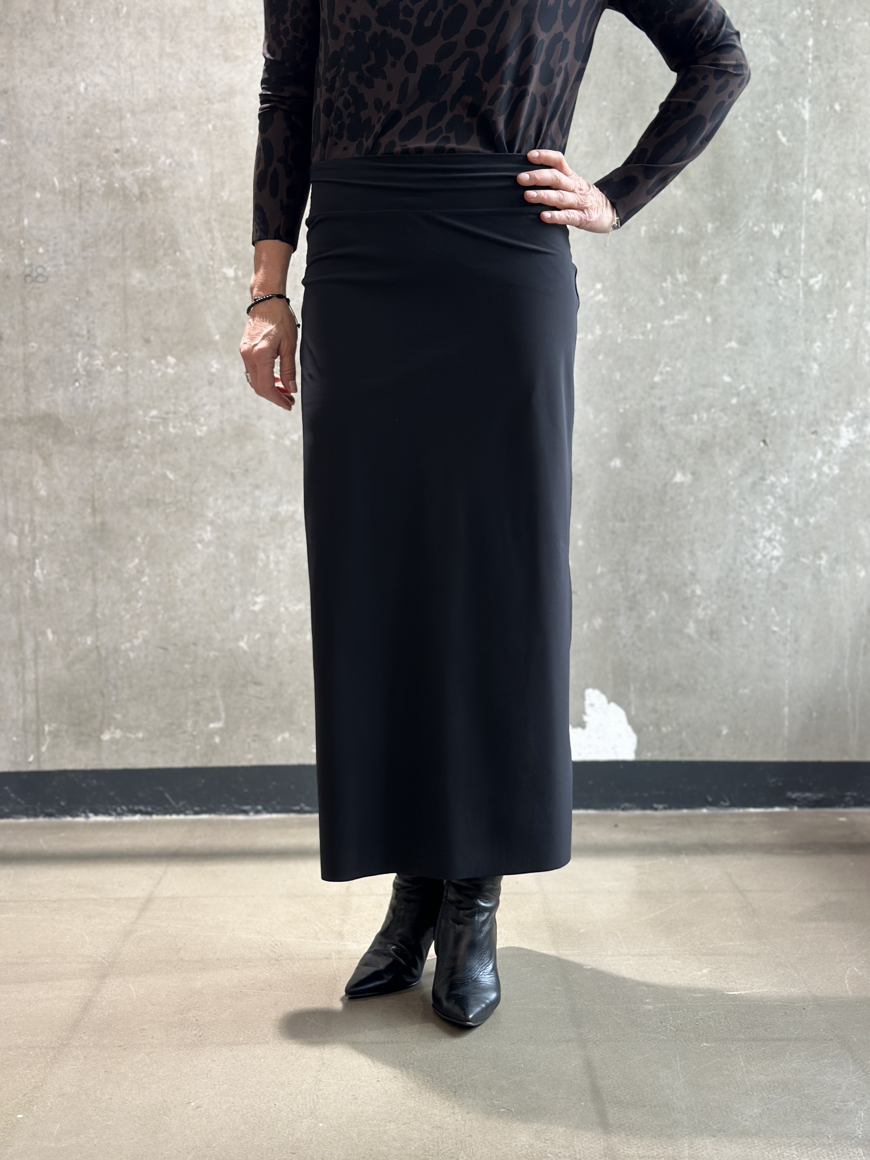 SASSENBACH_Style Rock LUDOVICA