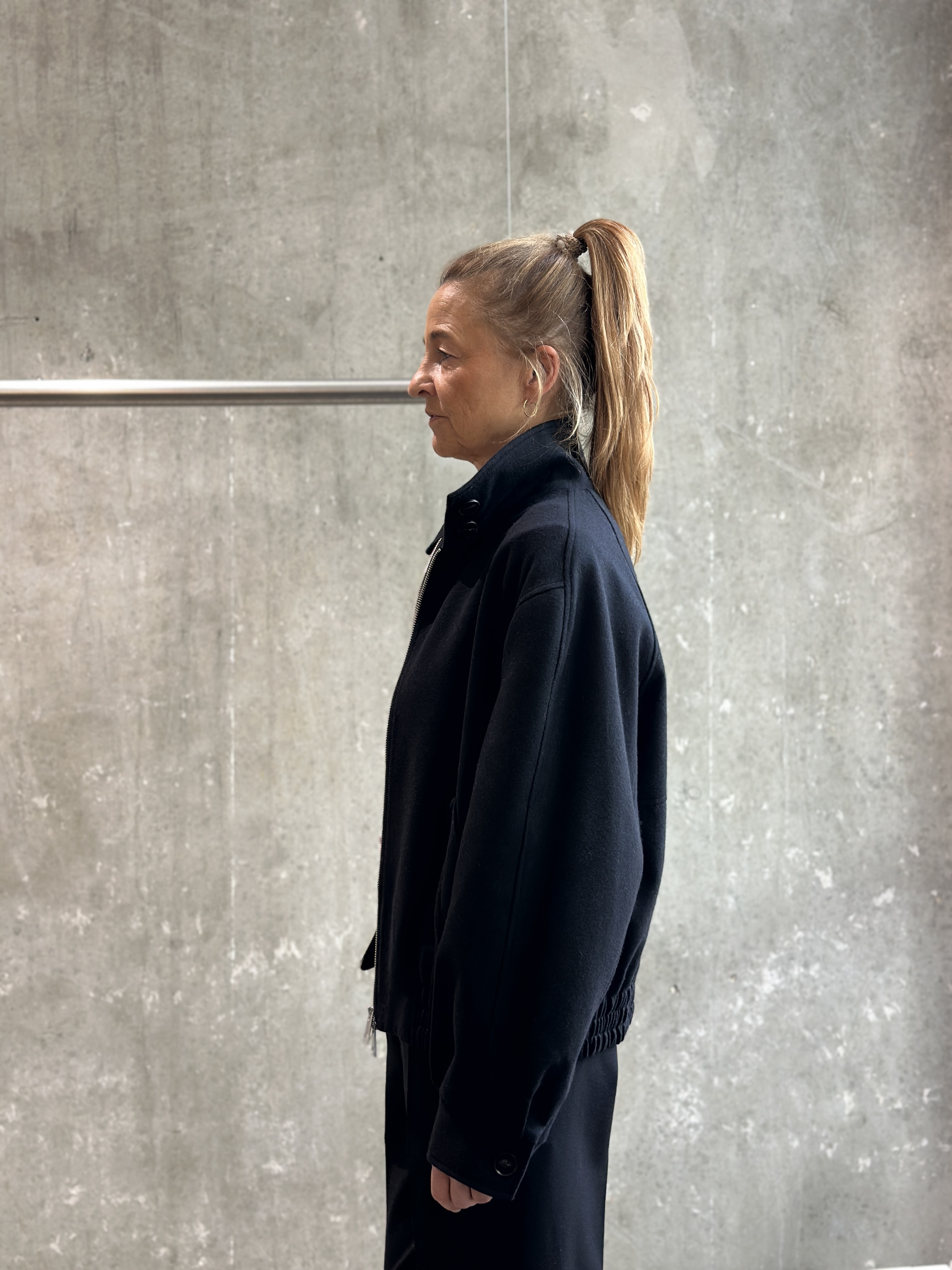 Liviana Conti Jacke schwarz und braun Liviana Conti Jacke schwarz und braun