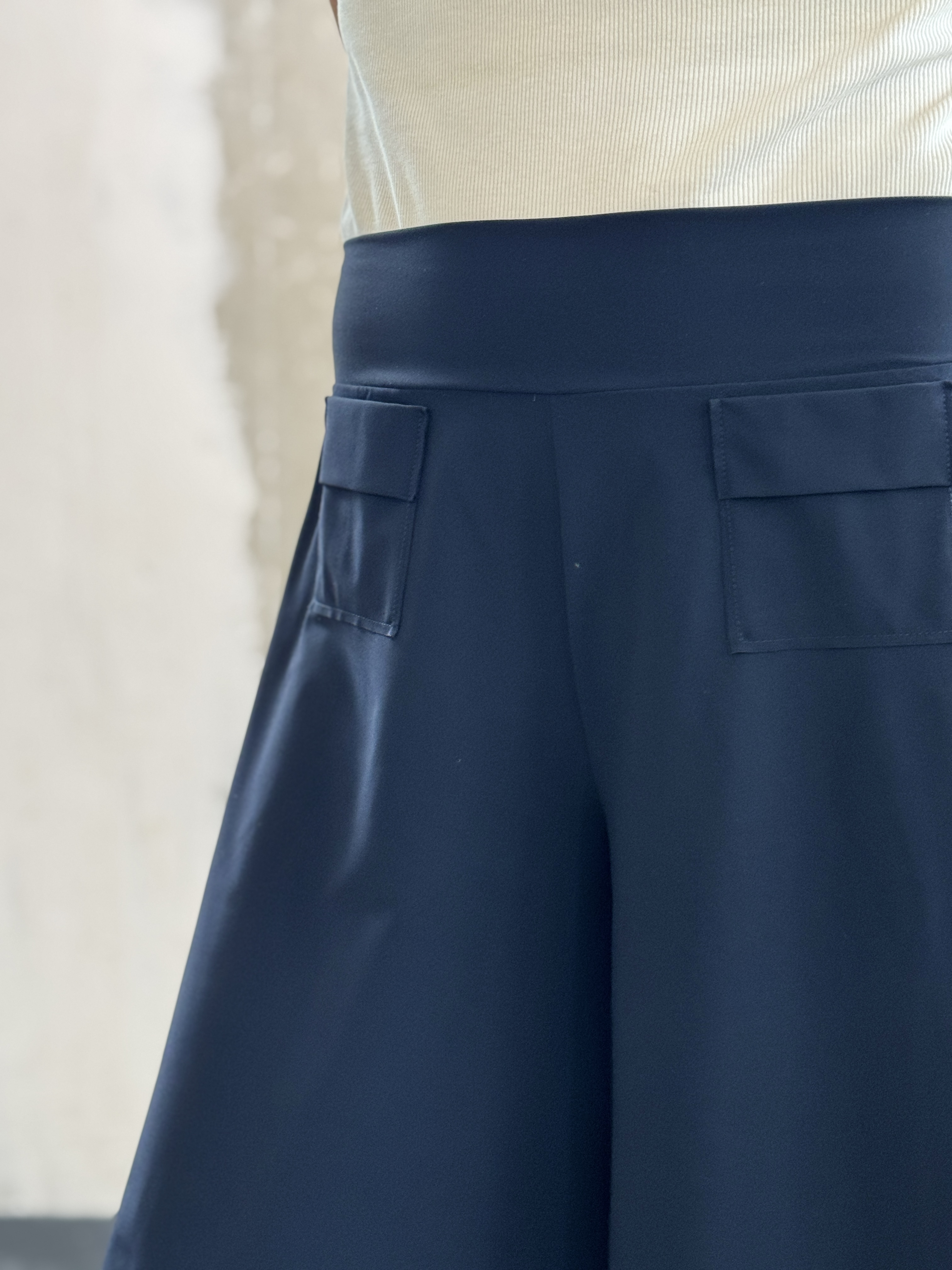 SASSENBACH_Style Short MALORIE 342 night blue