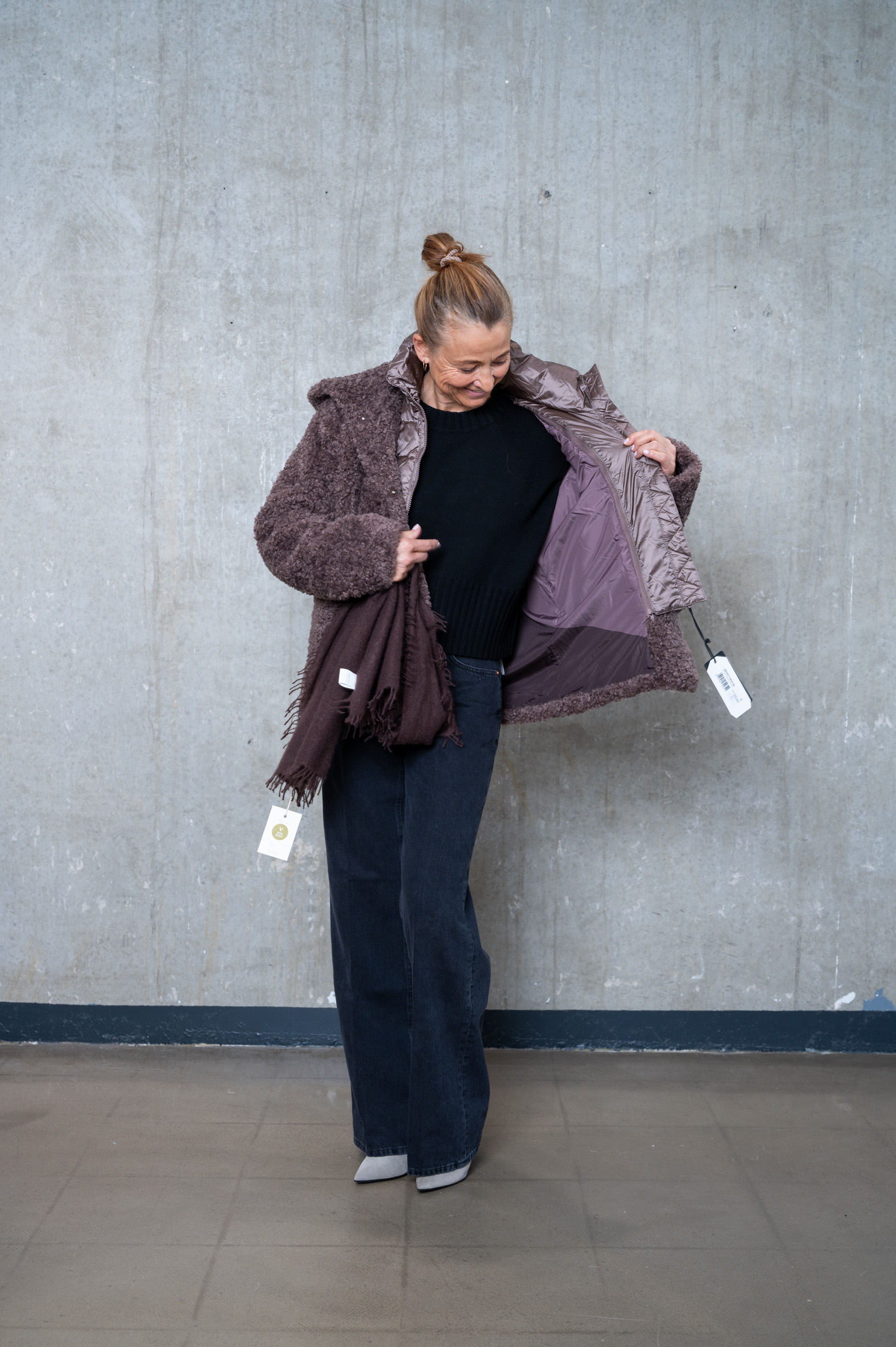 BOMBOOGIE Overcoat urban bronze & schwarz
