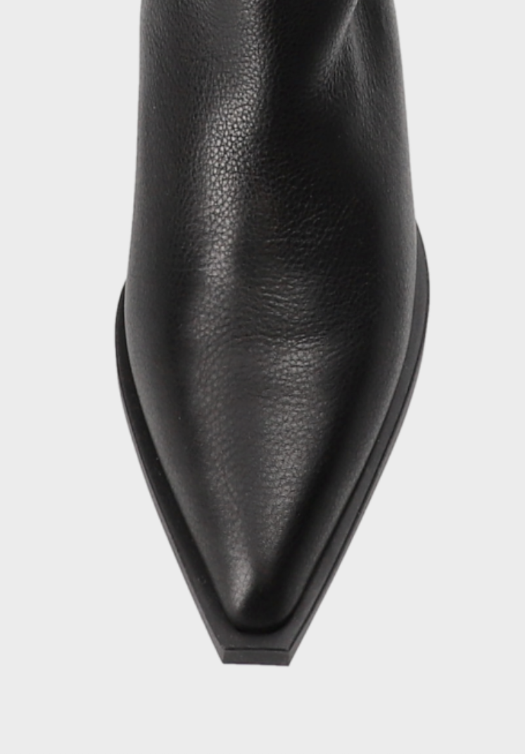 COPENHAGEN Studios CPH221 leather black