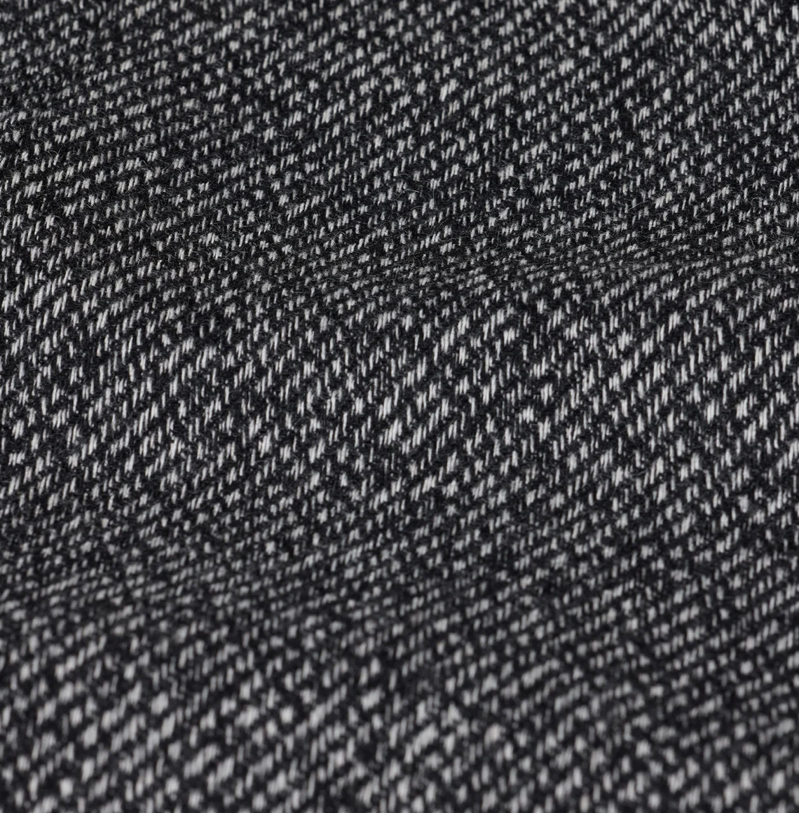 CLOSED Mouliné Mantel CLOSED Mouliné Mantel