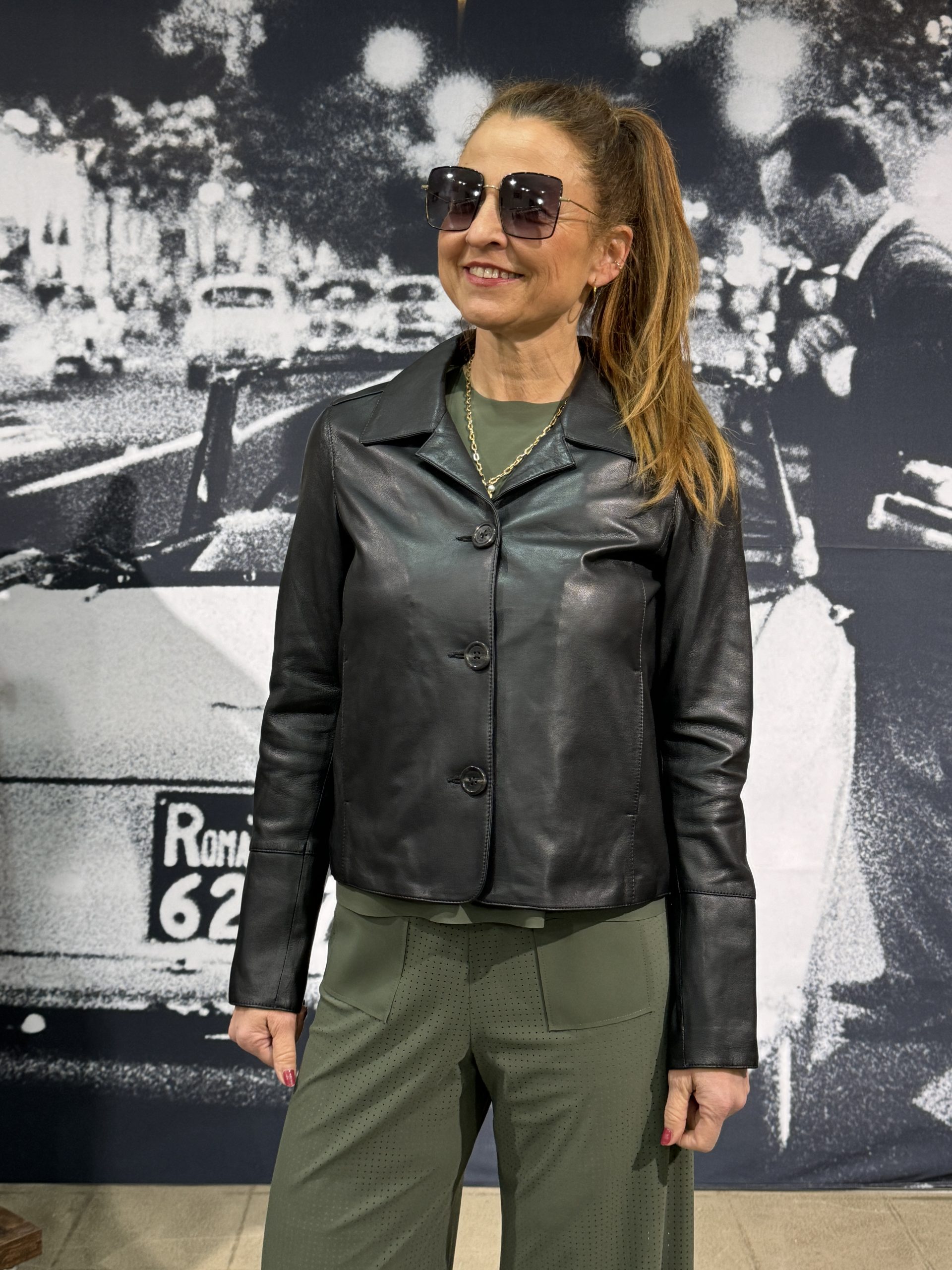 OAKWOOD Lederjacke LEXIA in light camel und schwarz OAKWOOD Lederjacke LEXIA in light camel und schwarz