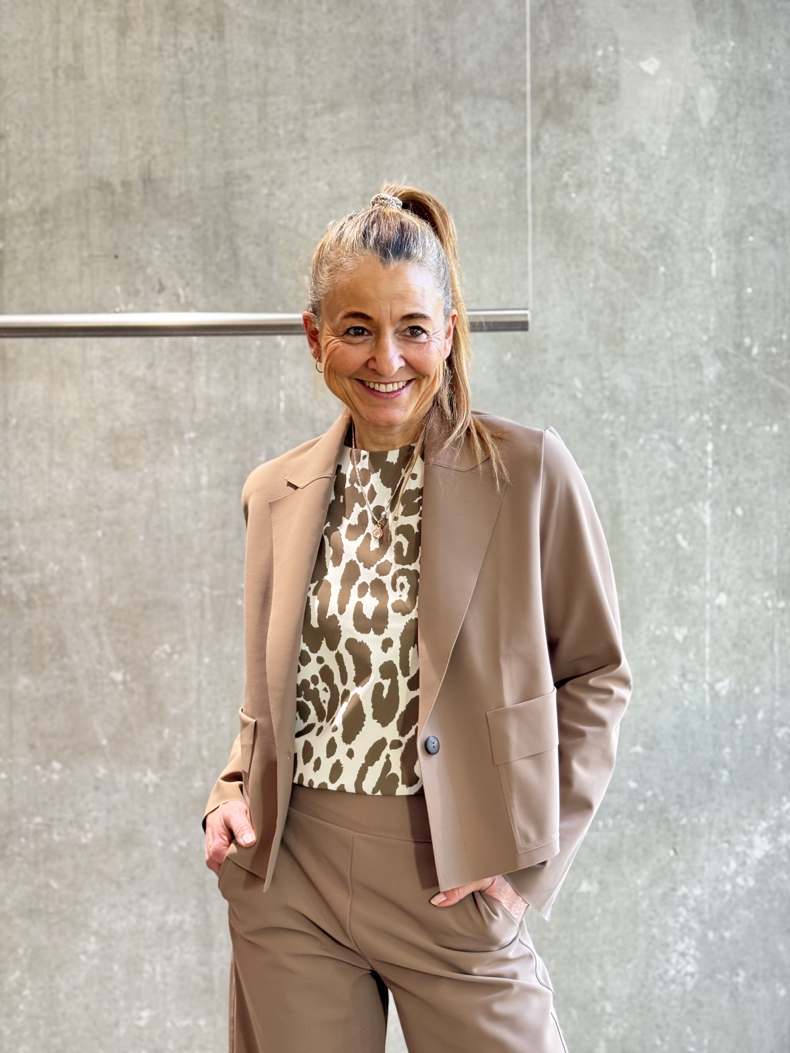 SASSENBACH_STYLE Top  KOLUMBA 