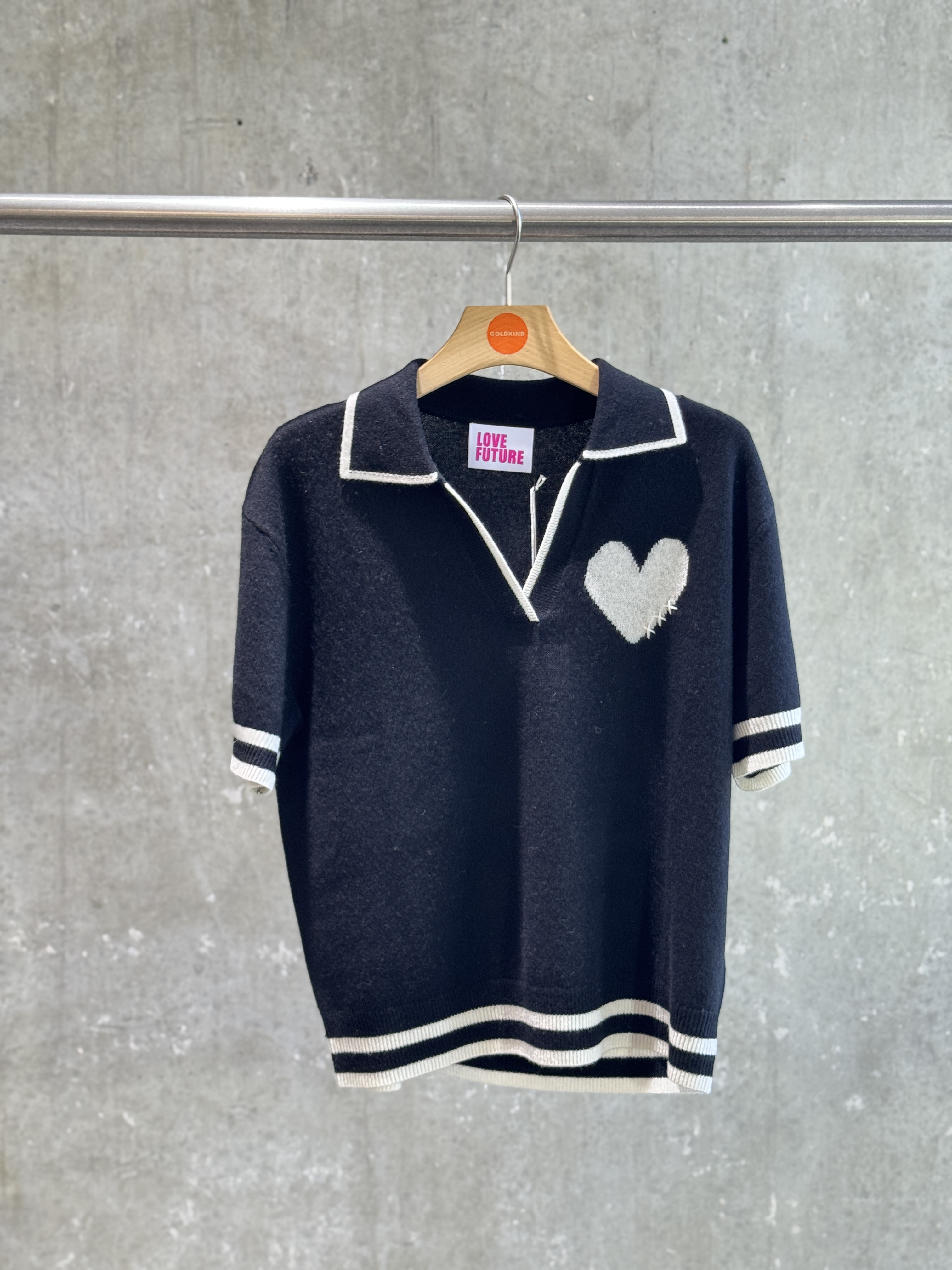 LOVE FUTURE Pullover in 4 Farben