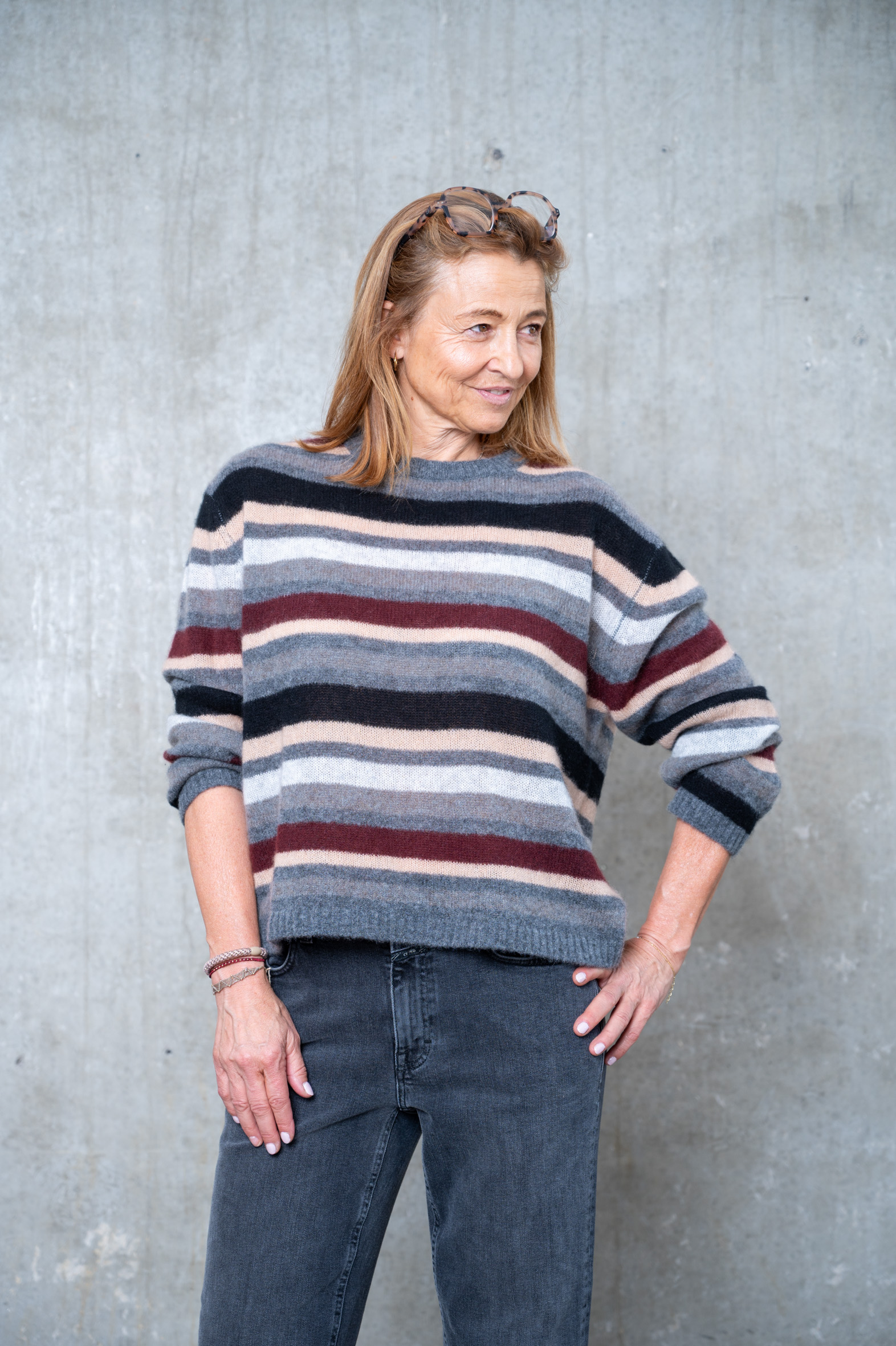 HANDMADE Pullover Streifen