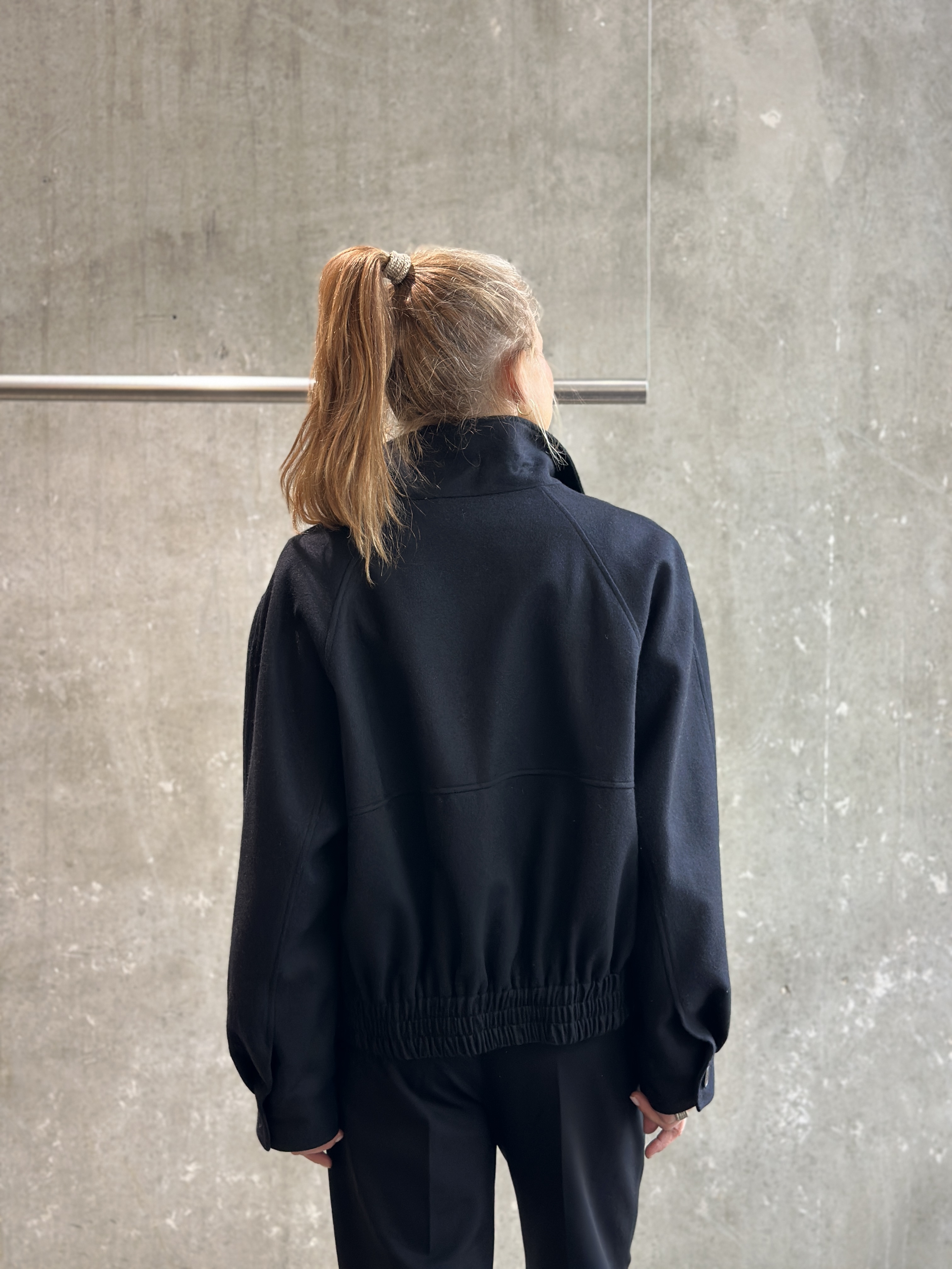 Liviana Conti Jacke schwarz und braun Liviana Conti Jacke schwarz und braun