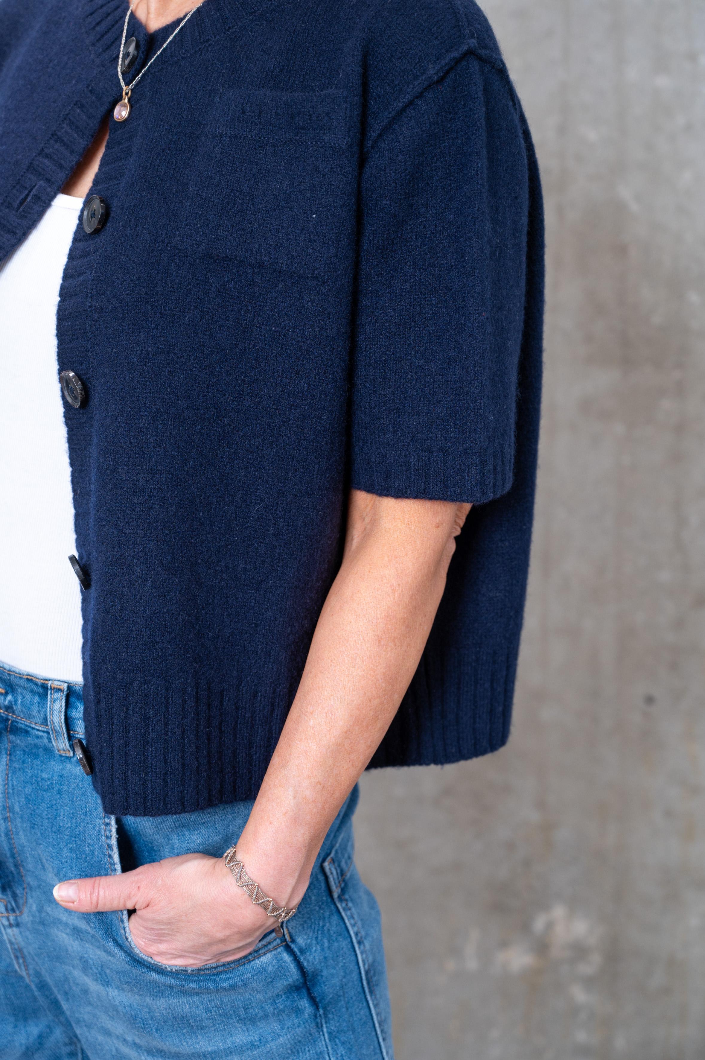 NARLI Kurzarm-Cardigan night