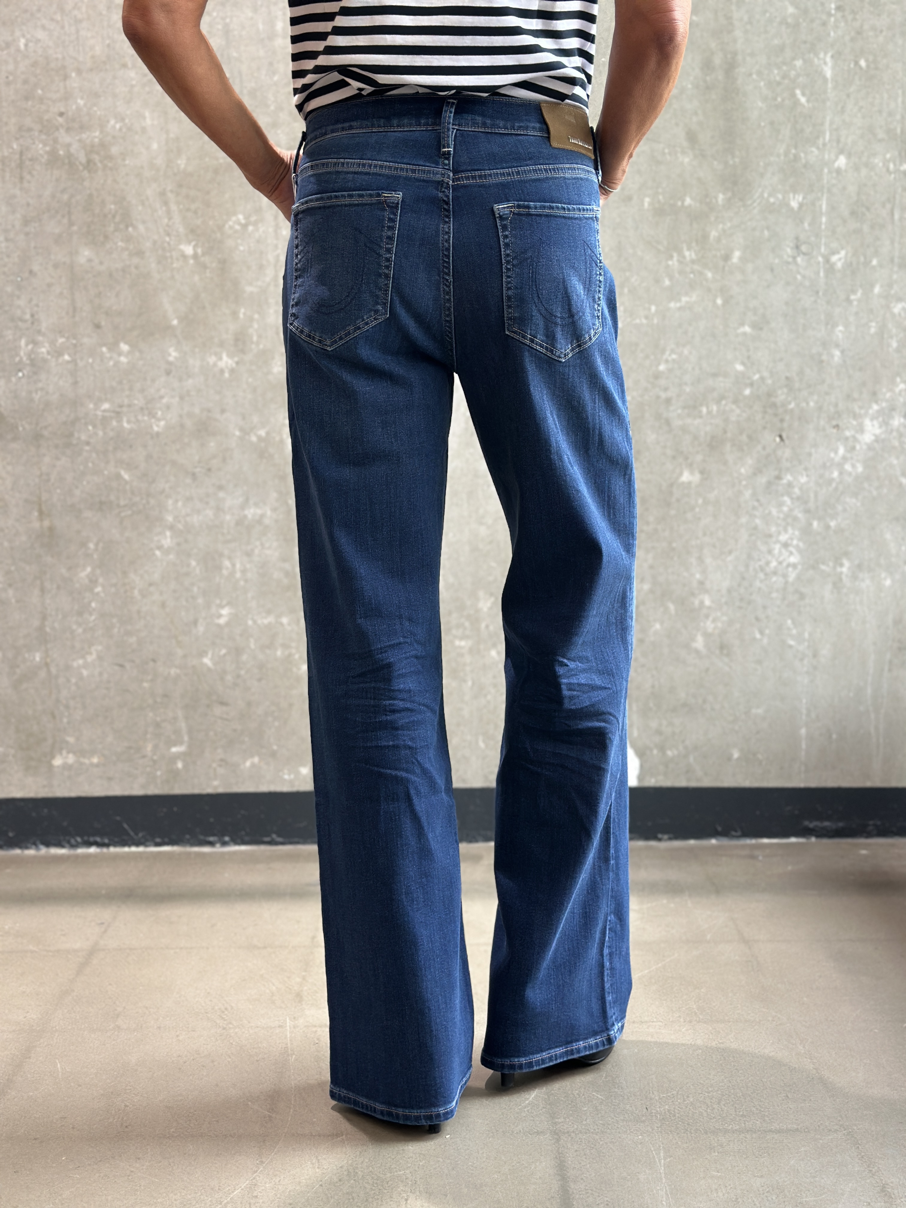 TRUE RELIGION SHIRLEY BAGGY WID (clean) TRUE RELIGION SHIRLEY BAGGY WID (clean)