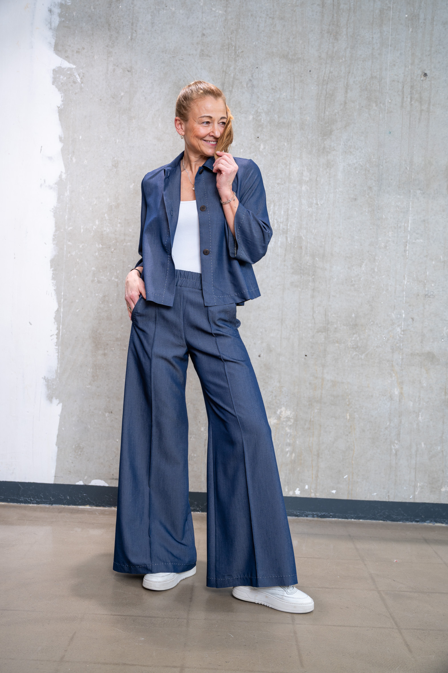 SASSENBACH_Style Hose Jade Stich 