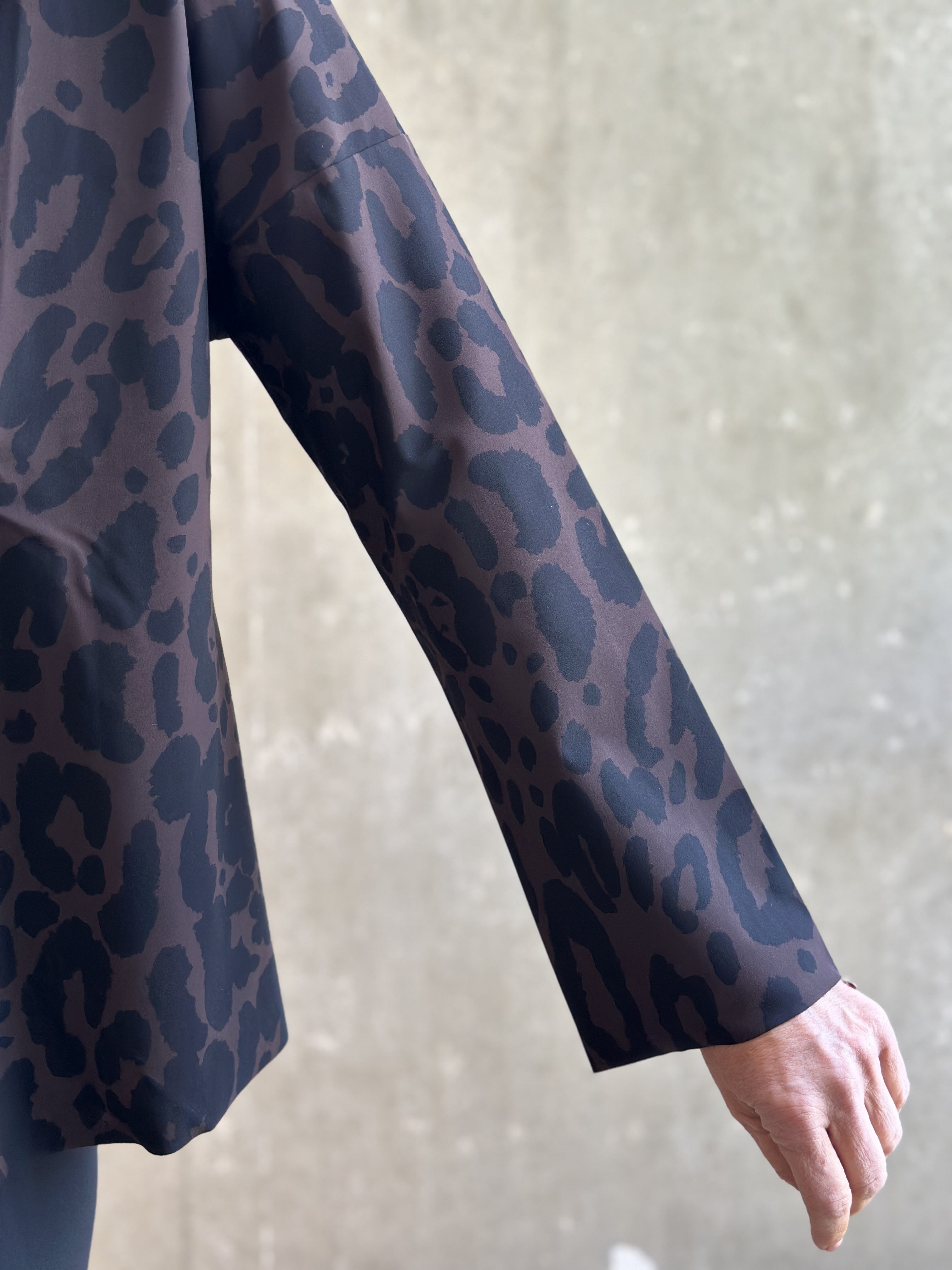 SASSENBACH_Style Shirt LUNATE  leo braun