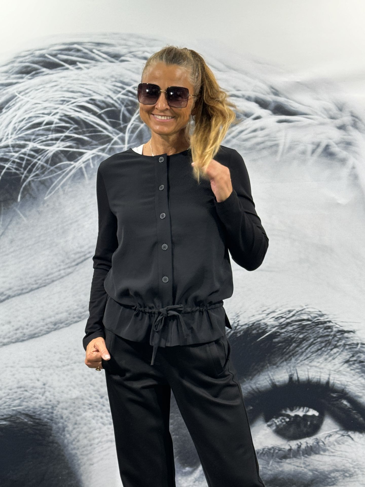 ANIA SCHIERHOLT